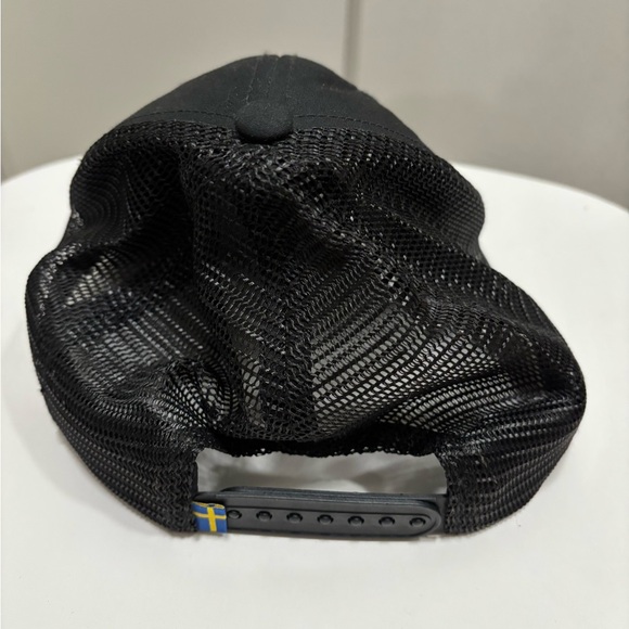 Fjallraven Vardag Langtradarkeps Men’s Logo Trucker Hat - Picture 3 of 5